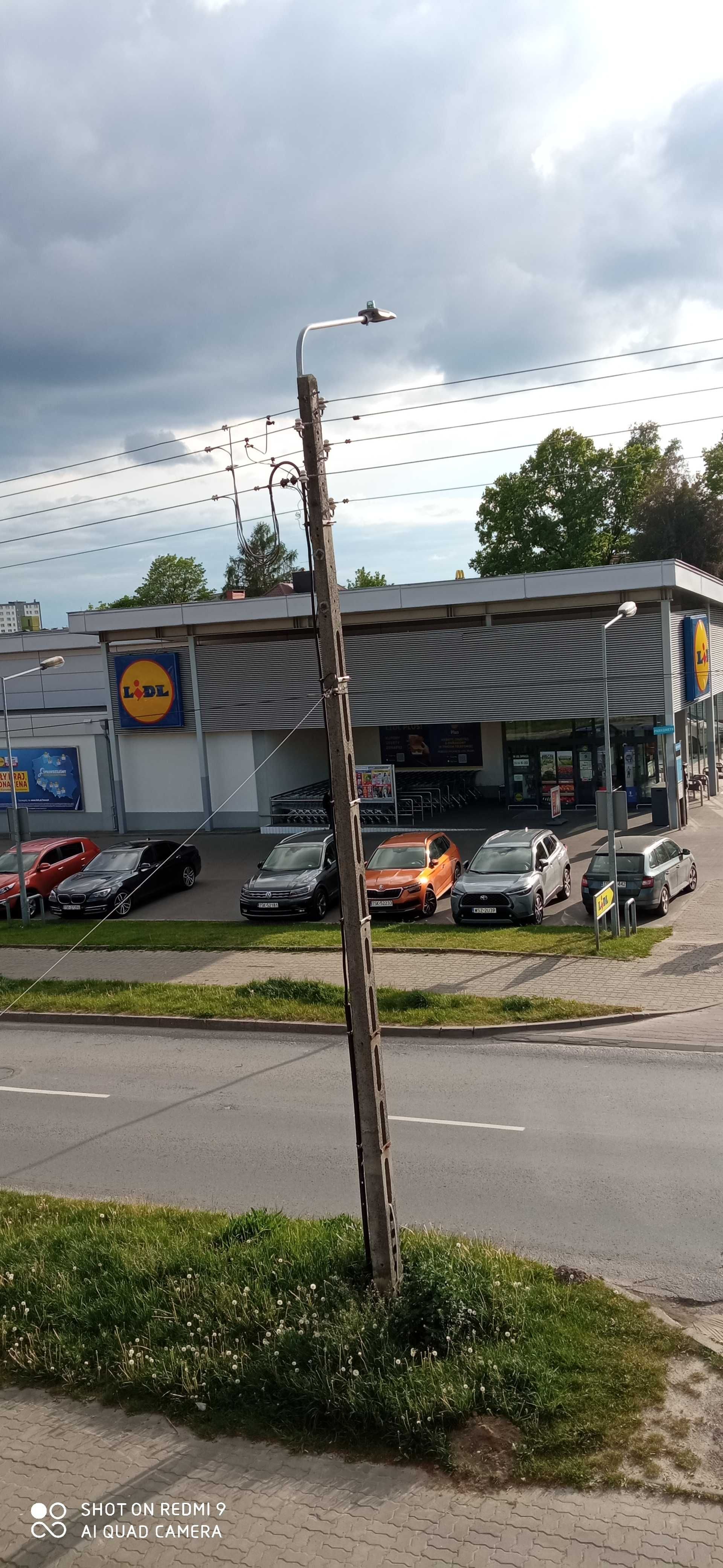 Plac pod handel sezonowy, naprzeciwko Lidl - Skarżysko - Kam.