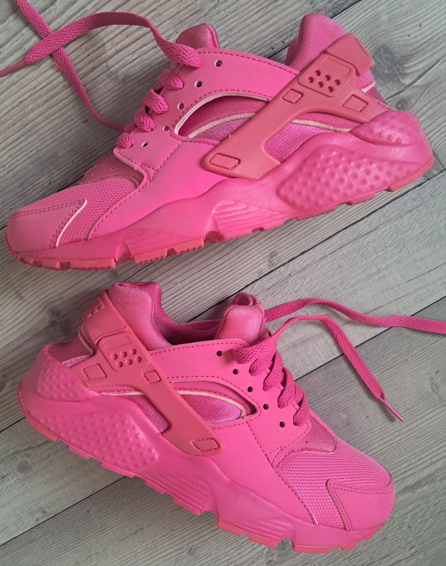 Кросівки NIKE HUARACHE Run Laser 654275-607 (р.36)
