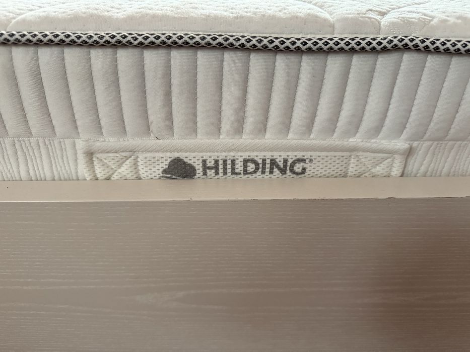 Łóżko 140x210  Fabryka Mebli Włocławek + Materac