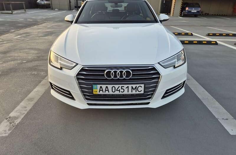 Audi A4 2016 року