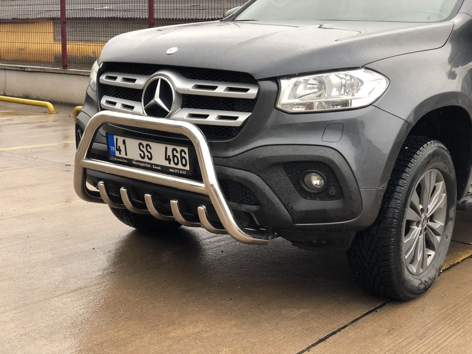 Mercedes X kangur orurowanie przednie A-Bar chrom