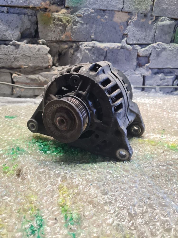 Генератор Audi A4 B5 Ауді А4 Б5 70A 1.8 B 058903018