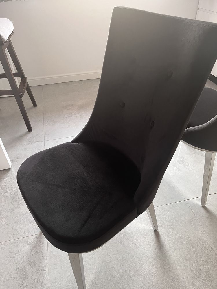 Krzesła 2 sztuki