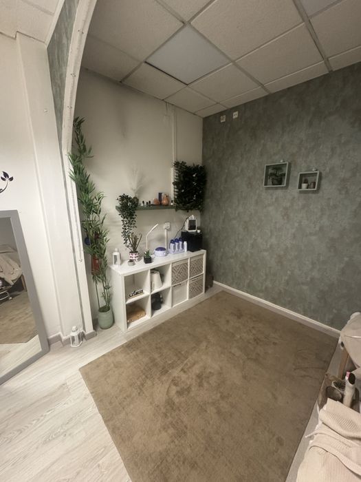 Gabinete lindo de Estetica