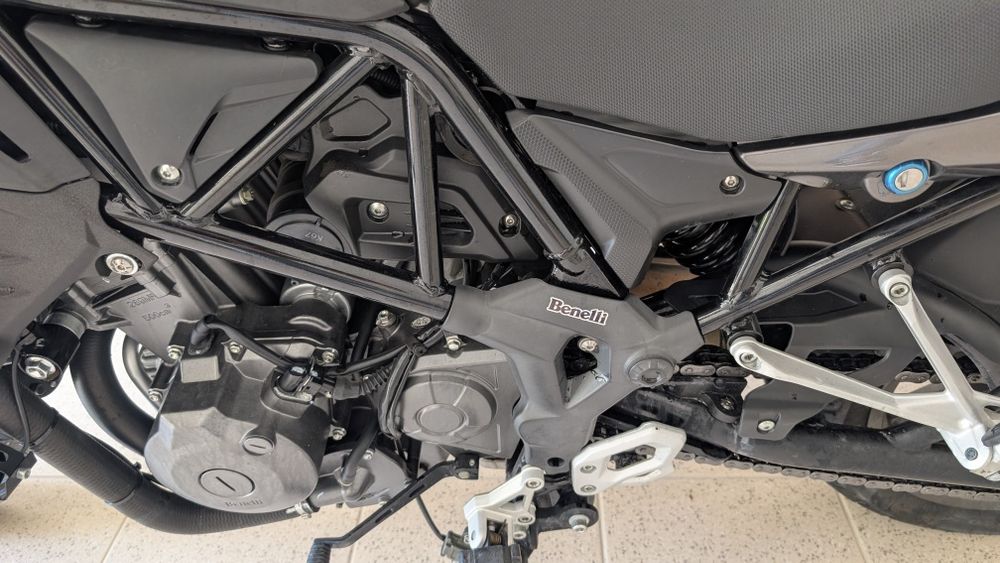 Benelli trk 502 - vendo