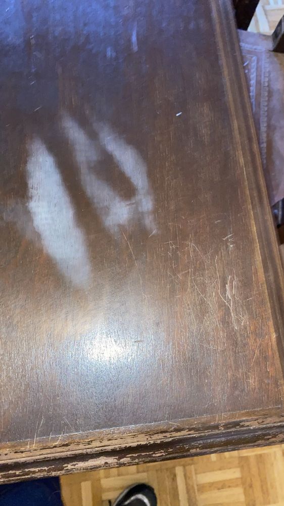 Mesa de sala com cadeiras