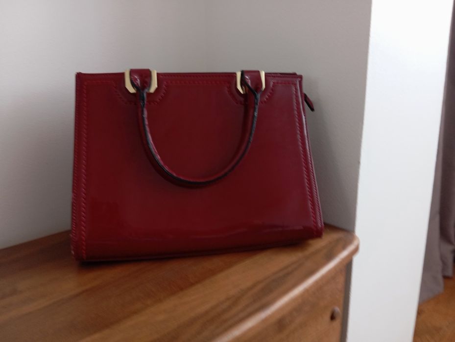 Акція!Лаковані сумки в ідеальному стані