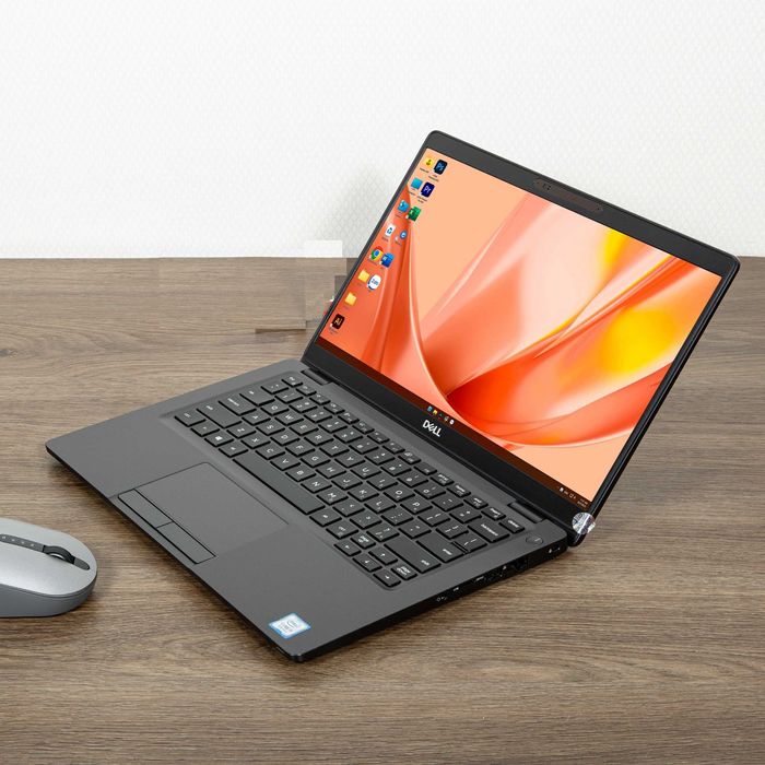 Dell Latitude 5300 - i5 8365u Windows11