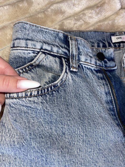 Джинси кльош “one by one”