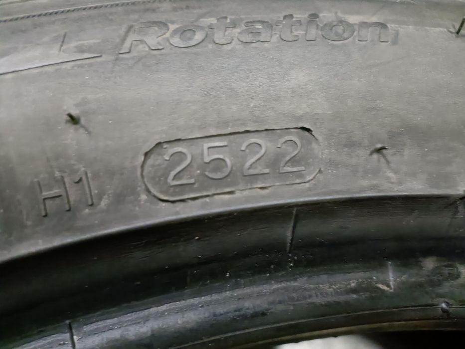 Opony zimowe Hankook Winter iCept Evo3 245/45R19 102V