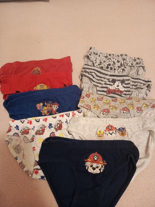 Slipki chłopięce rozmiar 110/116