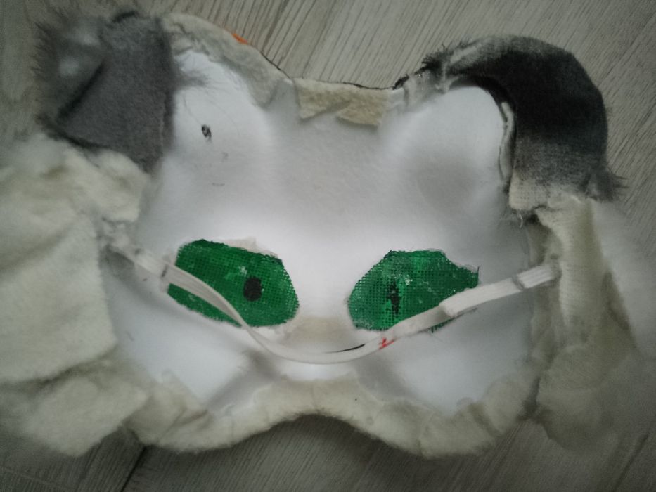 Łaciata Maska therian