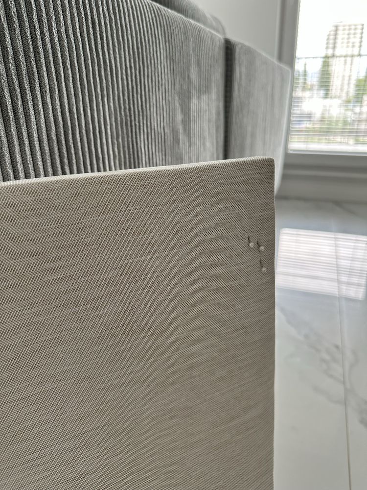 Tablica na notatki ze szpilkami Ikea