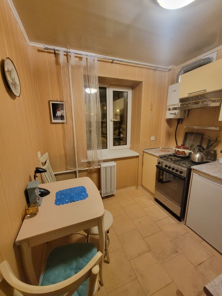 Продам 3х квартиру м.Бот.Сад ул.Шекспира,12