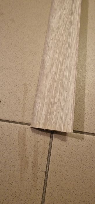 Listwy przypodlogowe 6cm