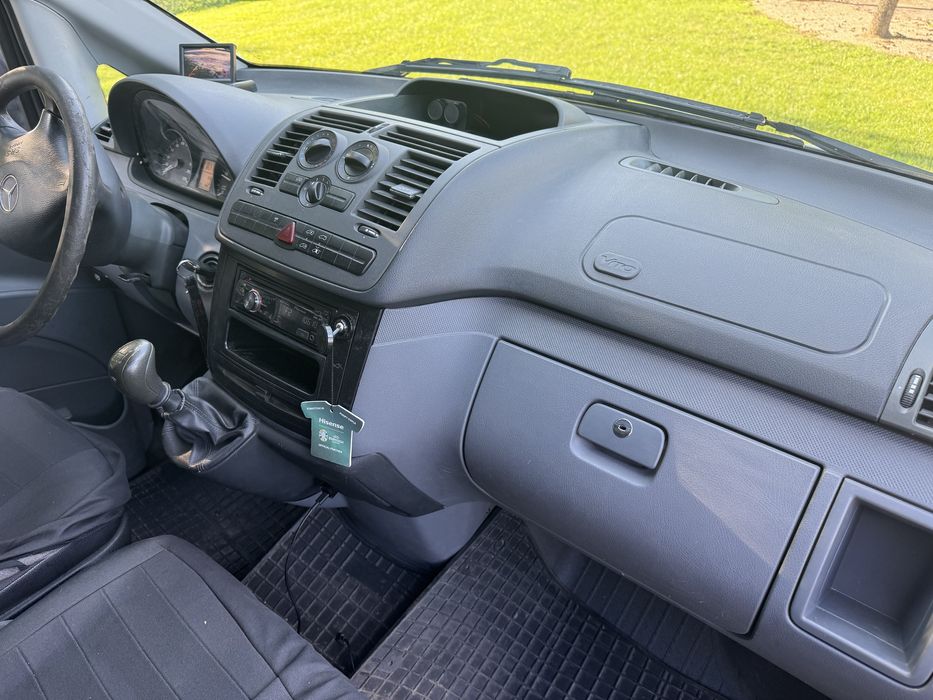 Mercedes Vito 2.2 cdi 2010r blaszak 3os hak stan bdb