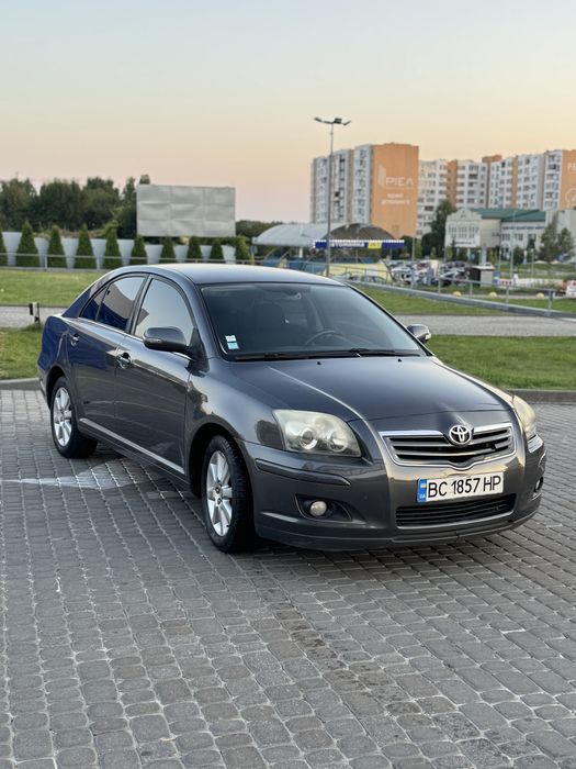 Авто ПОДОБОВО в оренду Tayota Avensis 2.0 дизель!