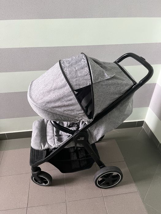 Sprzedam wózek spacerowy B-AGILE R Britax Romer Elephant