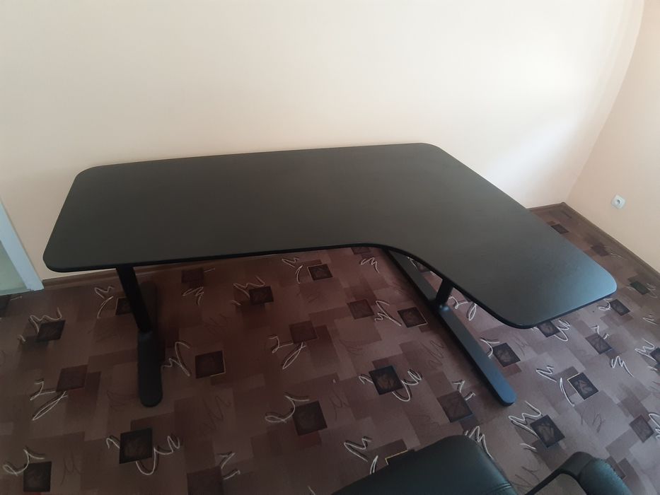 Zestaw biurko/stół roboczy IKEA Bekant narożne  + fotel biurowy IKEA