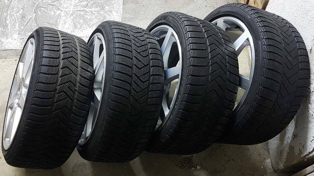 Jantes 18 AMG originais 8,5J18 ET54 . Acabamento "high-sheen" + Pneus