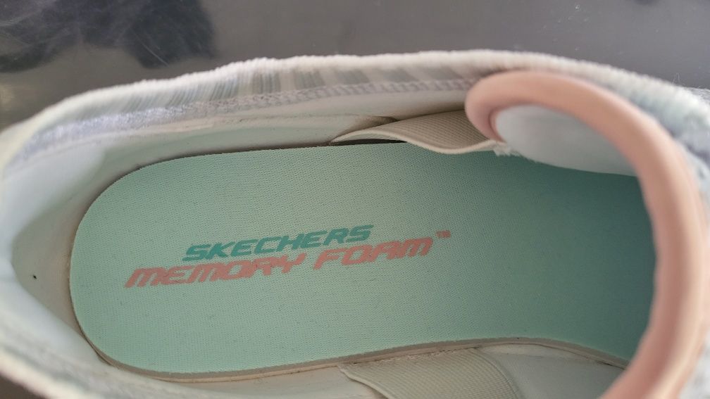 Кроссовки Skechers женские 41р 27.5см.