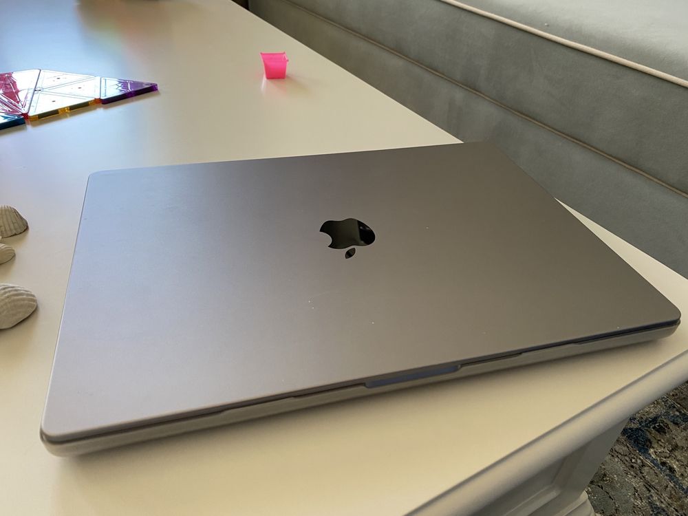 Macbook Pro M1 16gb 1Tb 16cali