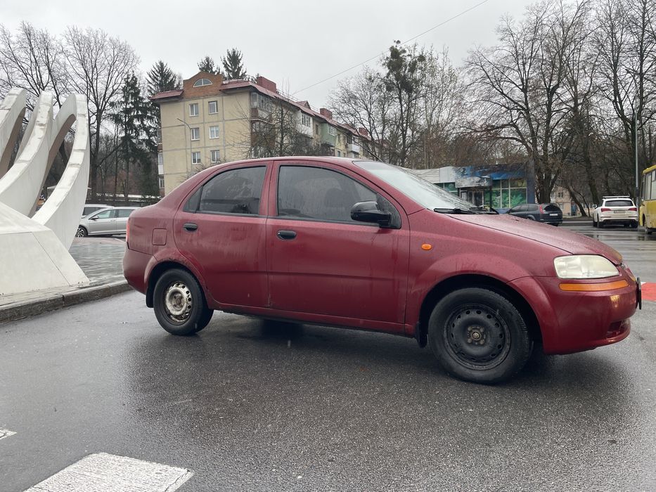 Продам автомобіль Chevrolet aveo