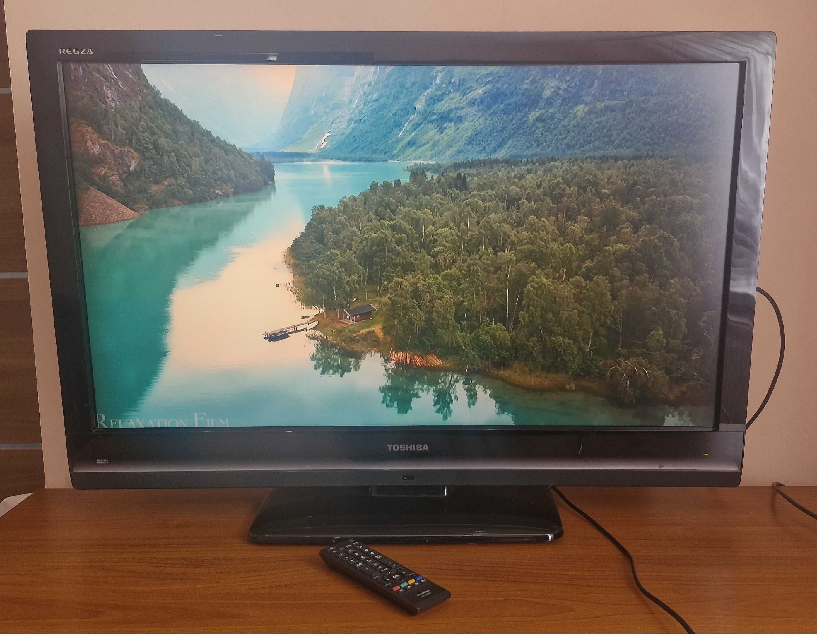 телевізор "37" TOSHIBA REGZA 37RV555D