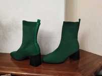 Botas verdes elegantes