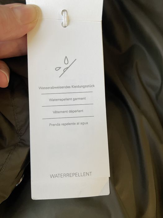 Пуховик Hugo Boss/ новий, оригінал