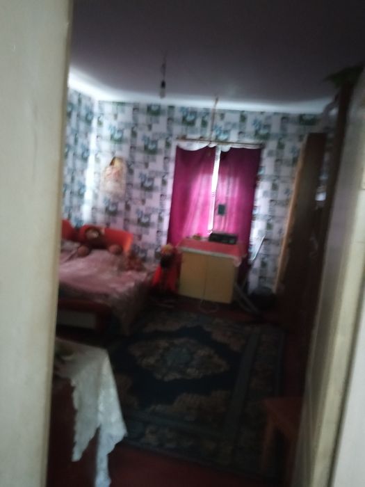 Продам будинок, з велик,учасником,,ціна дог