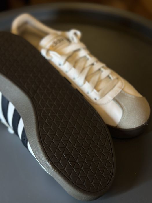 Кросівки adidas, оригінал