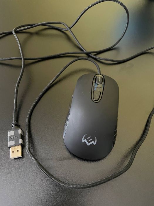 Мышка Sven RX-G820 проводная