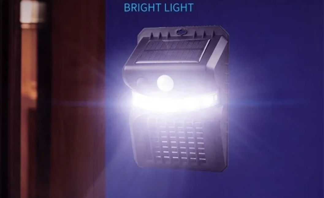 Lampka solarna owadobójcza 2025