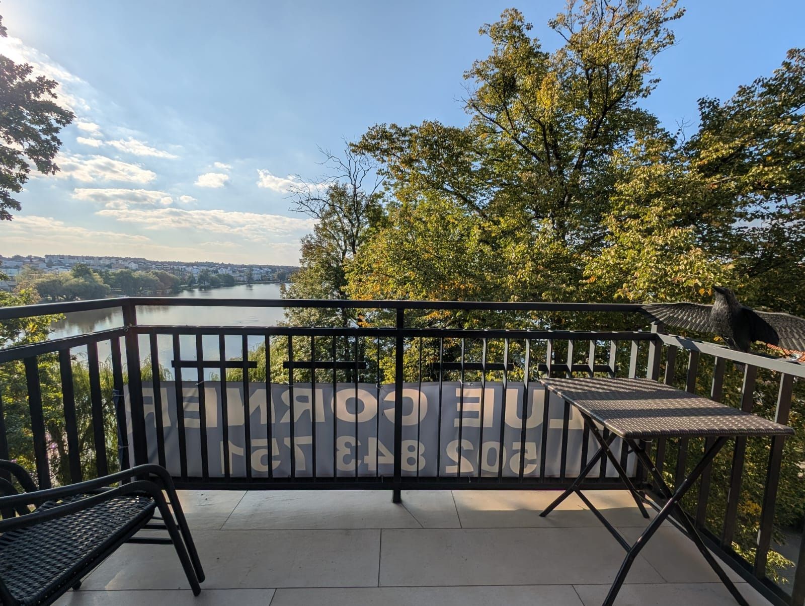Wakacyjny termin od 15 sierpnia. Komfortowy apartament nad jeziorem