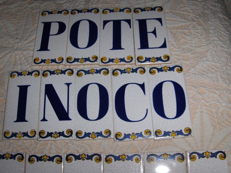 AZULEJOS Vidrados, pintados à mão com NÚMEROS e LETRAS - Novos