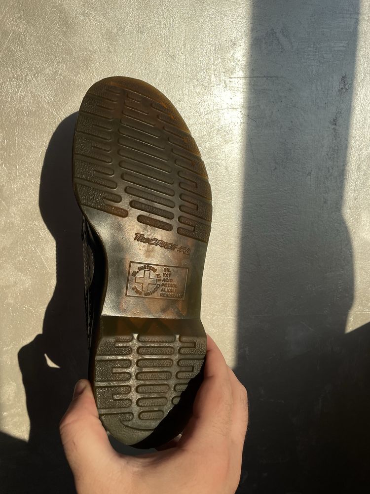 Дербі Dr Martens оригінал