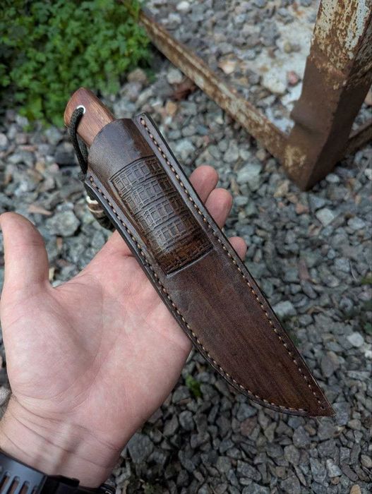 Нож ручной работы "Охотник" сталь австрийская К110 чехол кожа
