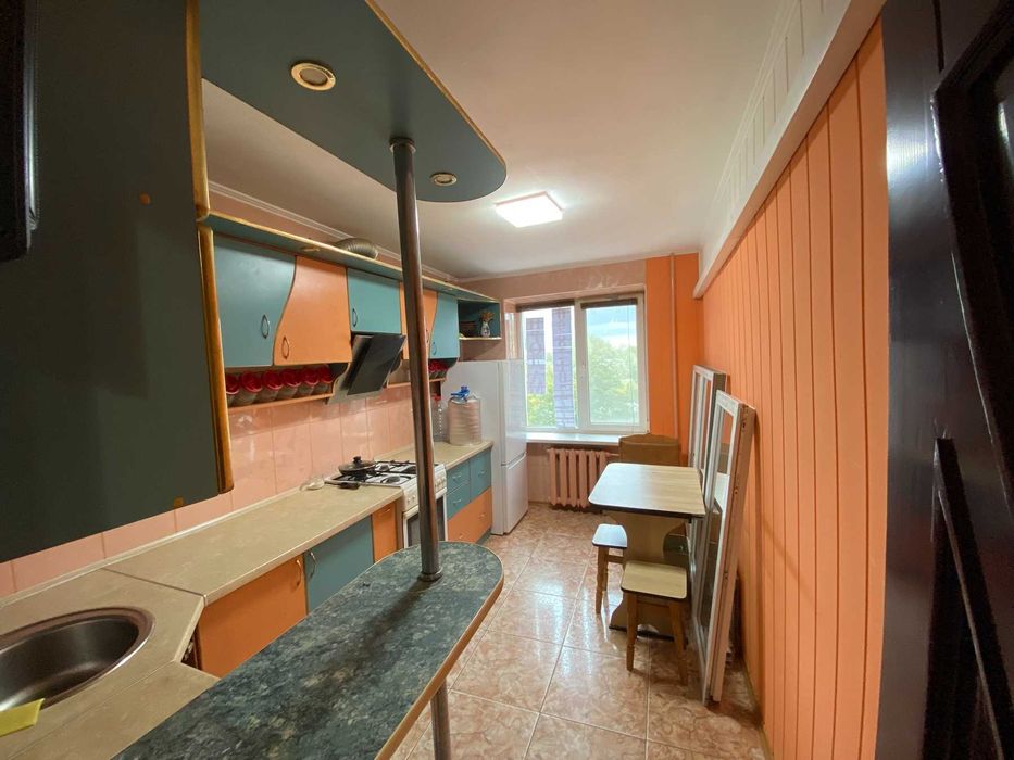 Продається трикімнатна чешка можливе Є-ВІДНОВЛЕННЯ на ОкеанівськийS1