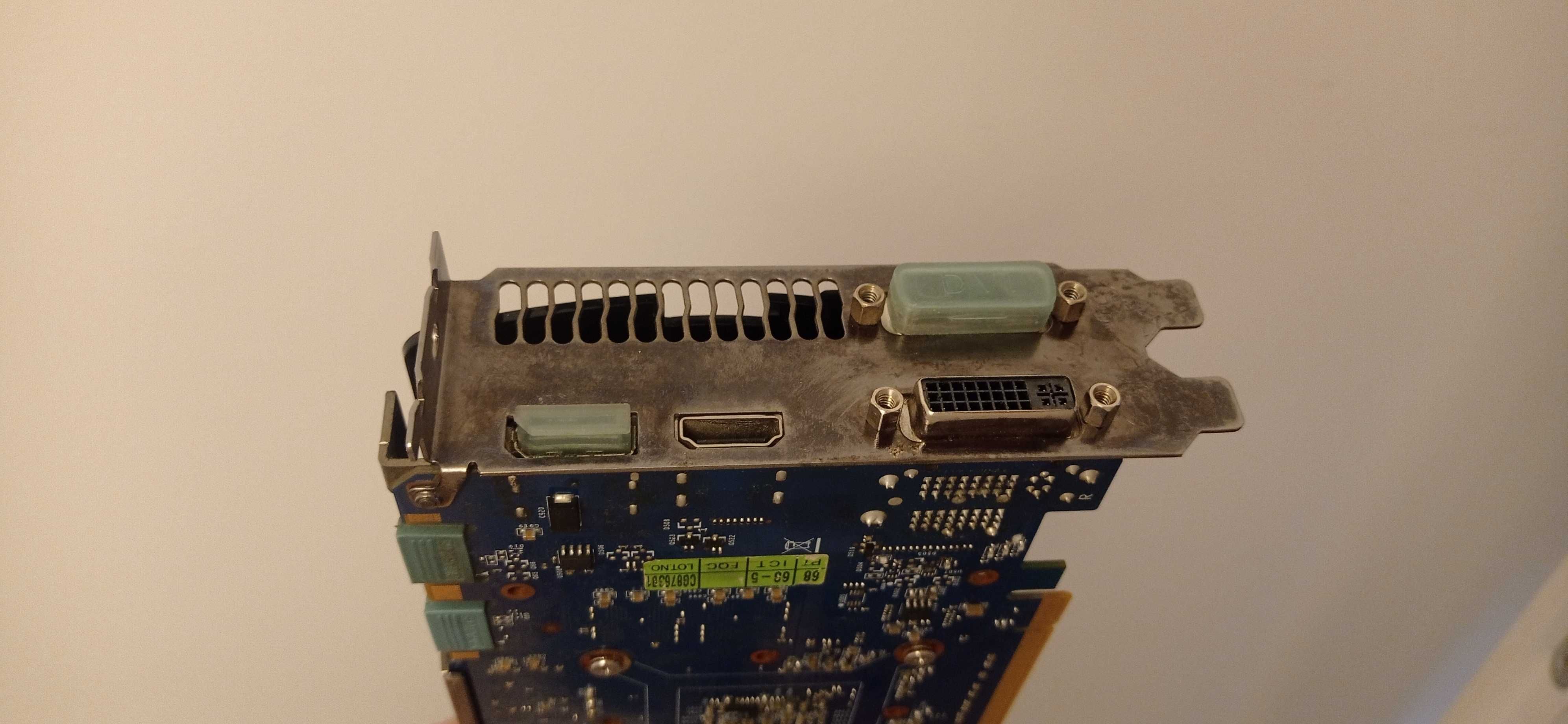 GIGABYTE GTX 670 Windforce 3x OC 2GB