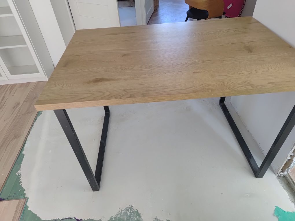 Stół 120 x 80, blat w kolorze dębu