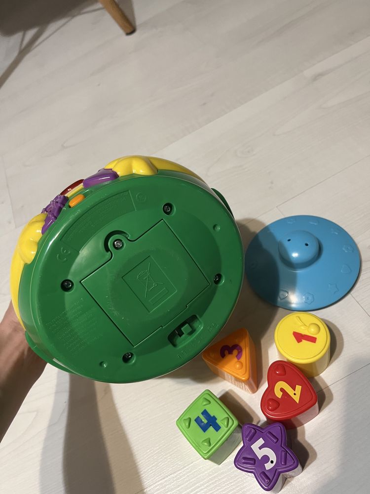 Garnuszek na klocuszek Fisher-Price