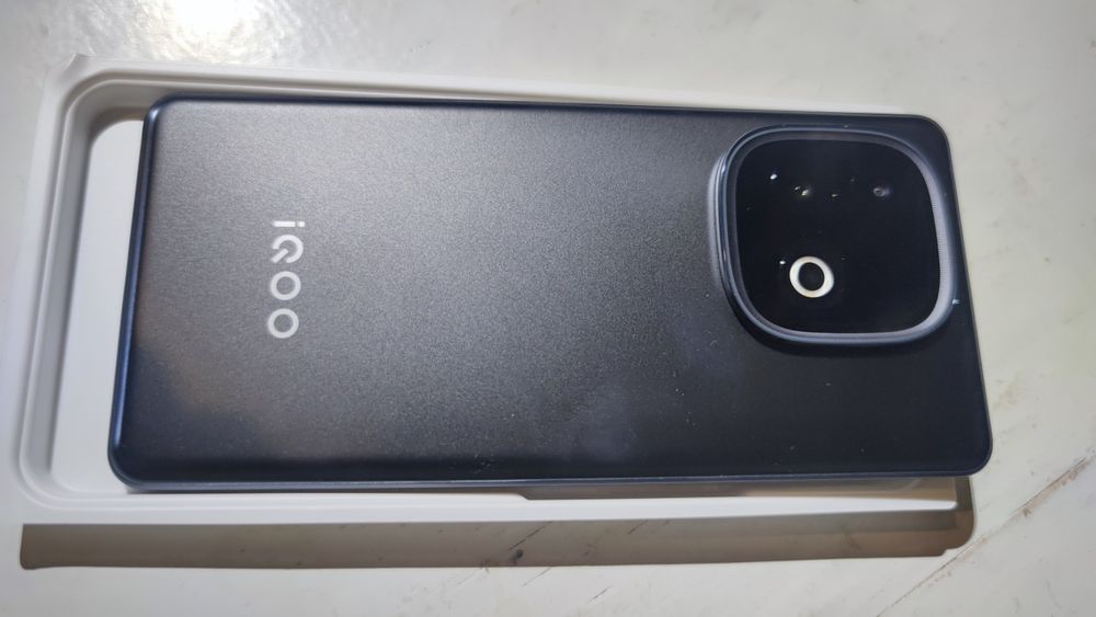 Продам Vivo IQOO Z10 Turbo Pro, 12/256gb, black, новий, 144гц, 7000mah