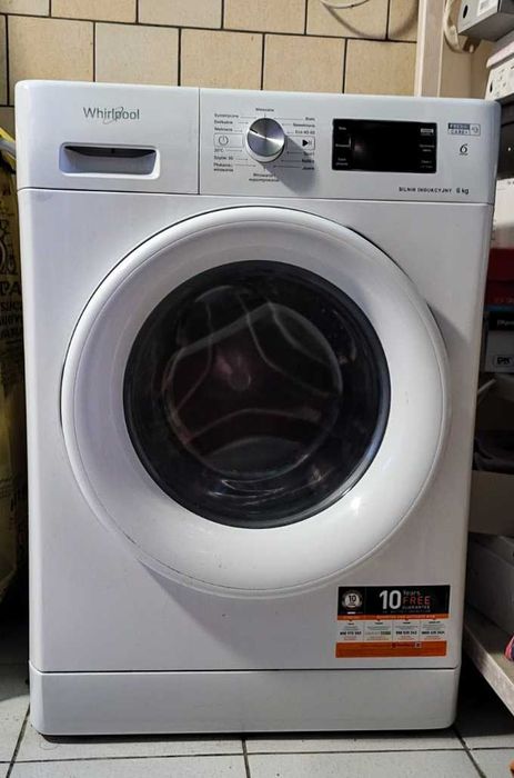 Sprzedam pralkę Whirlpool FFB 6238 W PL – na części (uszkodzony bęben)