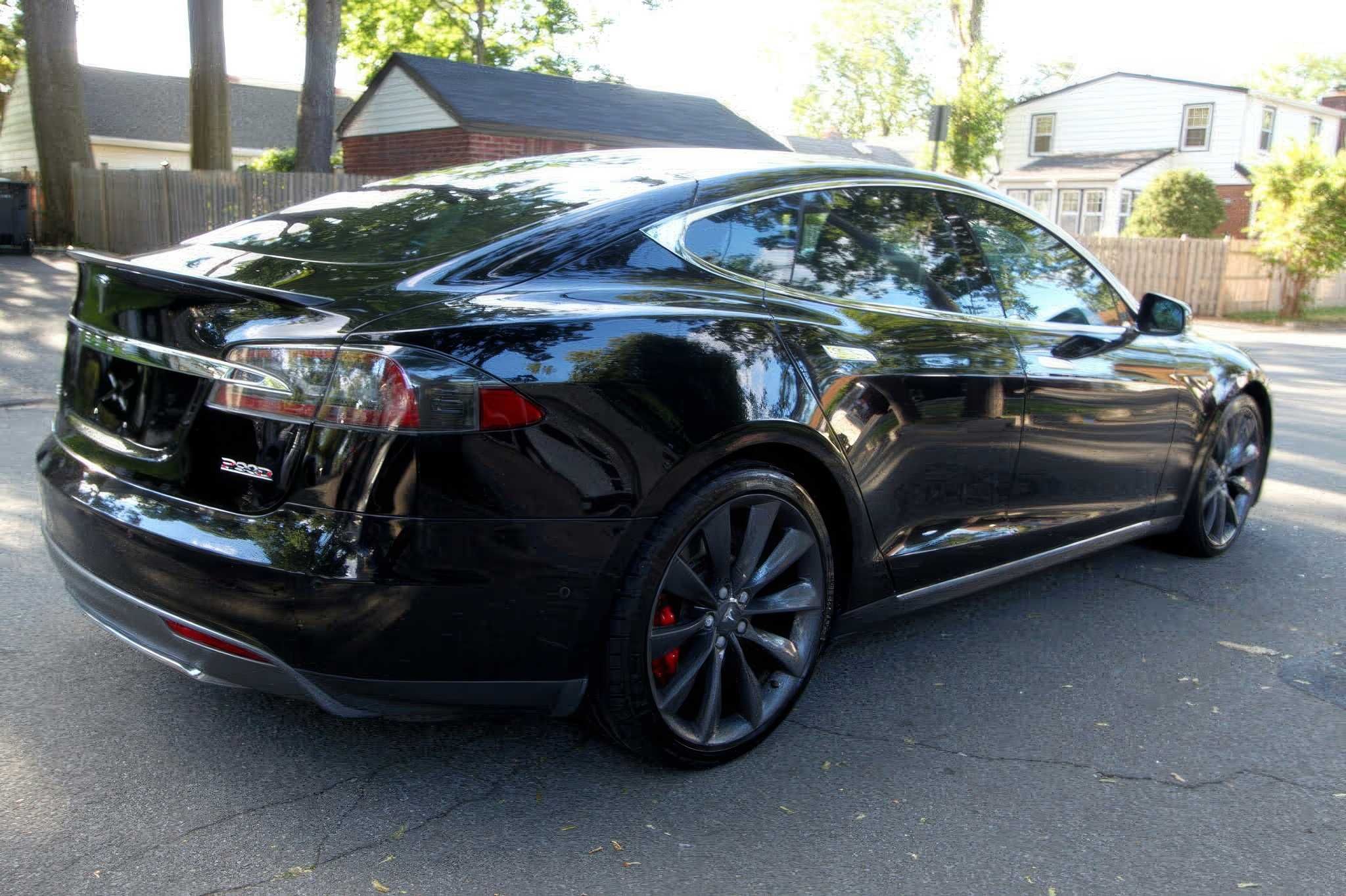 2016 Tesla Model S P90D