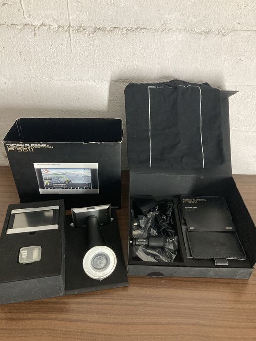 Porsches design mobile navigation p’9611