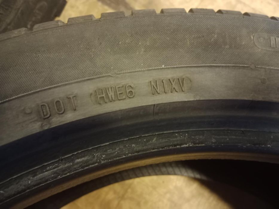 Opony zimowe 235/45 r19