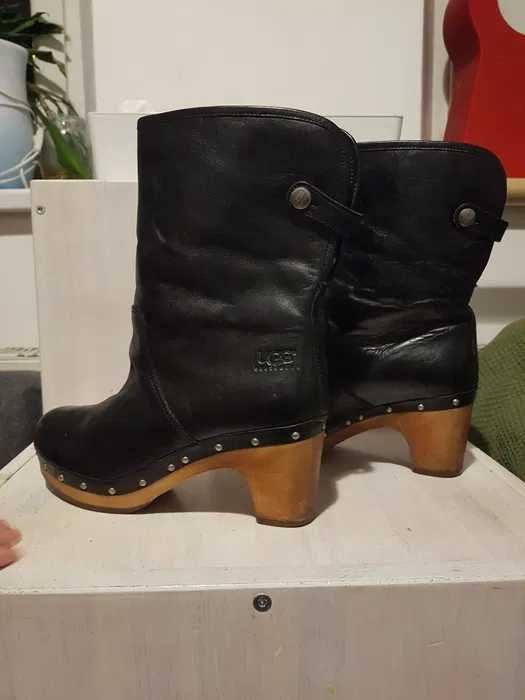 Kozaki buty zimowe UGG Australia, skóra i wełniany kożuszek