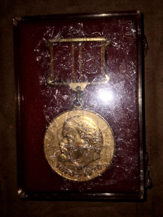 Коллекционная штучка совсем новая в родноц коробочке