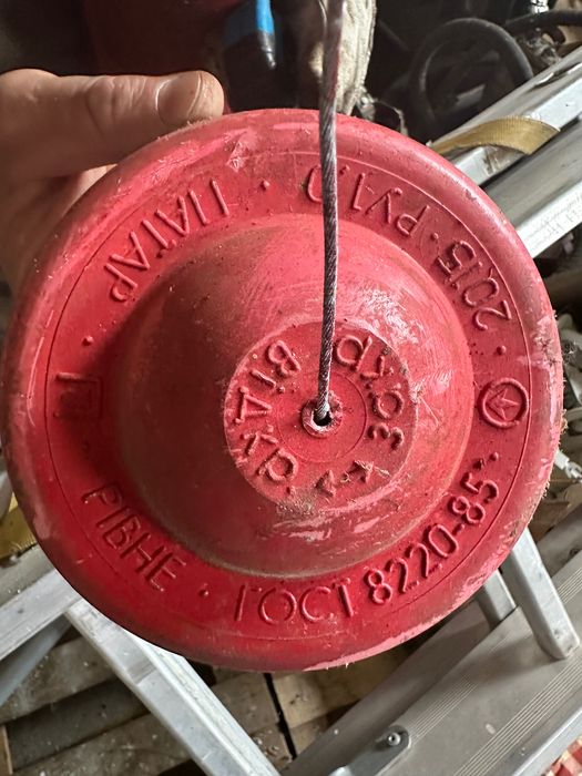 Пожежний гідрант 185 см ; 135 см